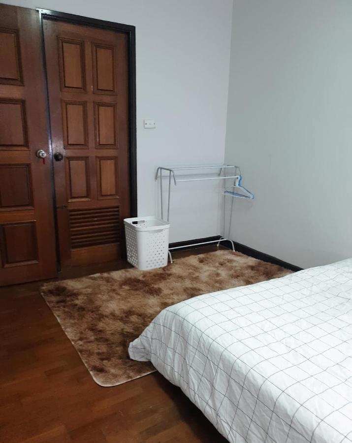בנגקוק Kru Nat'S Bed & Breakfast W/ Private Rooms & Gym מראה חיצוני תמונה